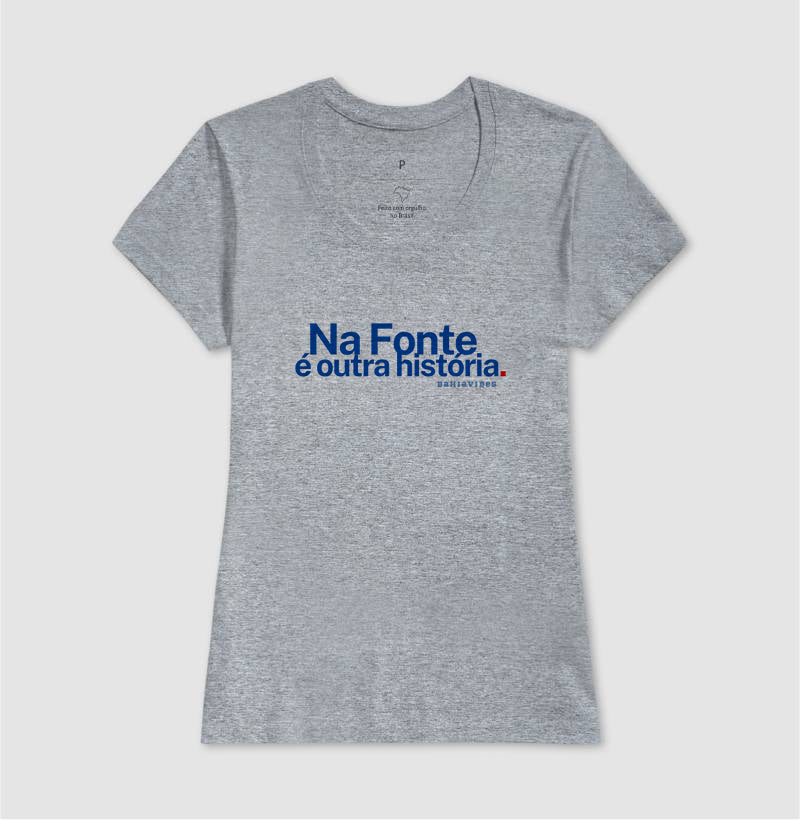 Camiseta Na Fonte É Outra História (Branca / Cinza)
